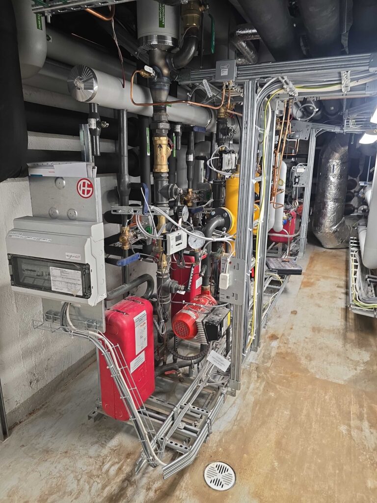 2025 03 25 16 47 hotell kamp (sininen) tyonjohto